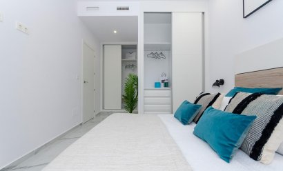 Obra nueva - Villa -
Torrevieja - Torretas