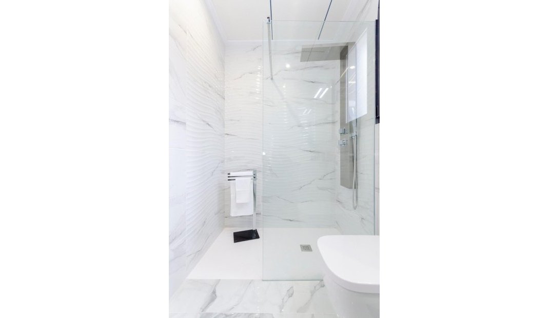 Obra nueva - Villa -
Torrevieja - Torretas