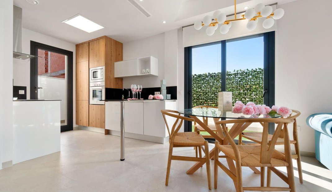 Obra nueva - Villa -
Los Montesinos - La Herrada