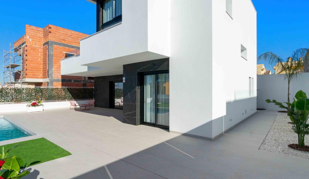 Obra nueva - Villa -
Rojales - Benimar