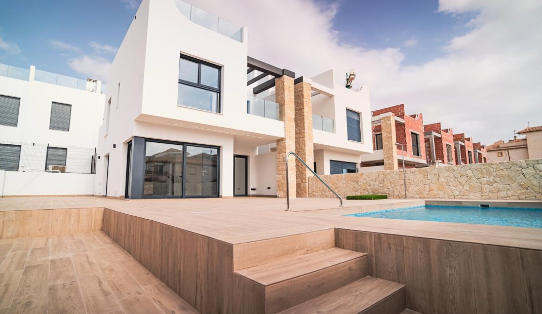 Obra nueva - Villa -
Orihuela Costa - Punta Prima
