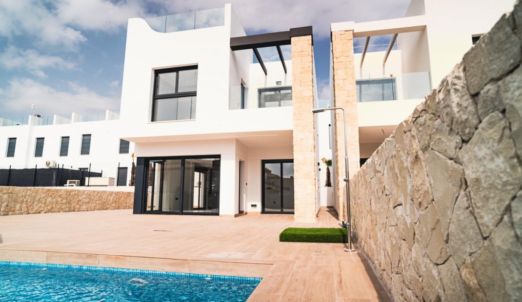 Obra nueva - Villa -
Orihuela Costa - Punta Prima