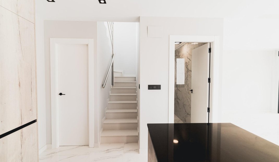 Obra nueva - Villa -
Orihuela Costa - Punta Prima