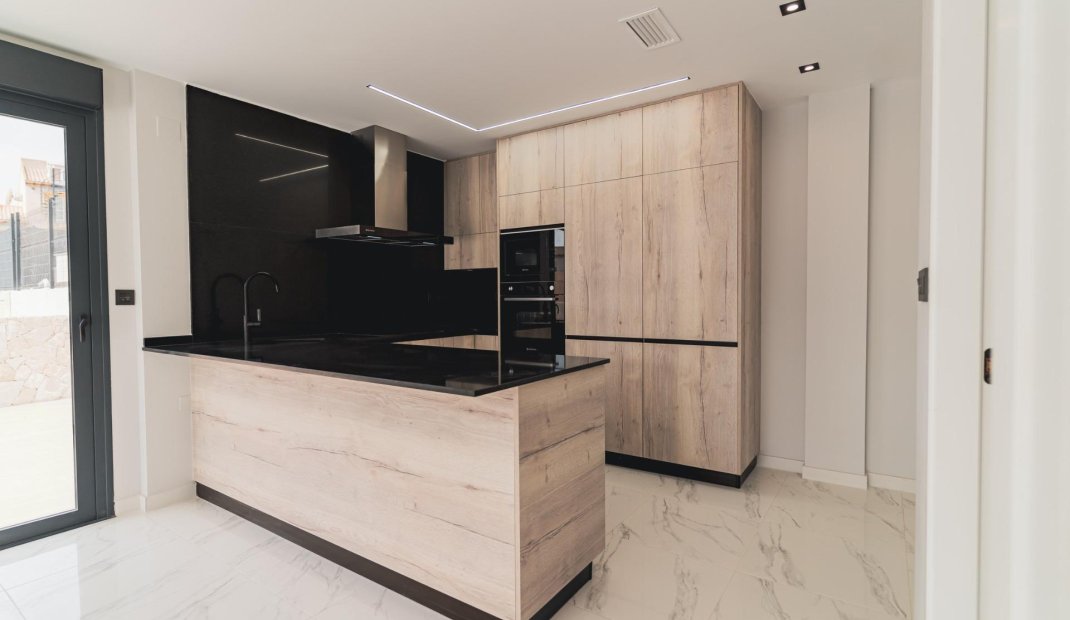 Obra nueva - Villa -
Orihuela Costa - Punta Prima