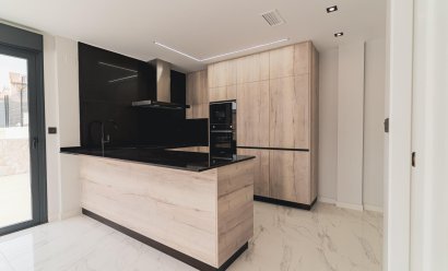 Obra nueva - Villa -
Orihuela Costa - Punta Prima