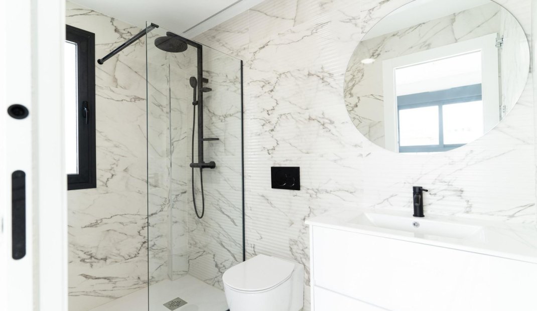 Obra nueva - Villa -
Orihuela Costa - Punta Prima