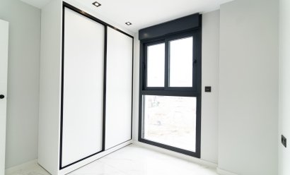 Obra nueva - Villa -
Orihuela Costa - Punta Prima