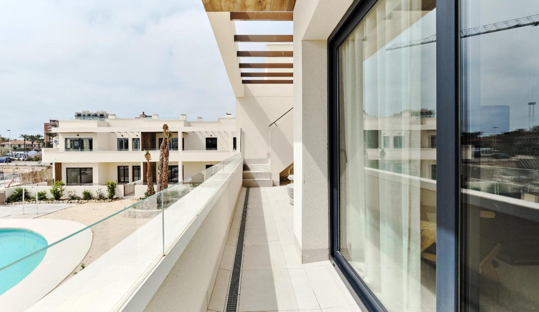 New Build - Top Floor Bungalow -
Torrevieja - Villa Amalia