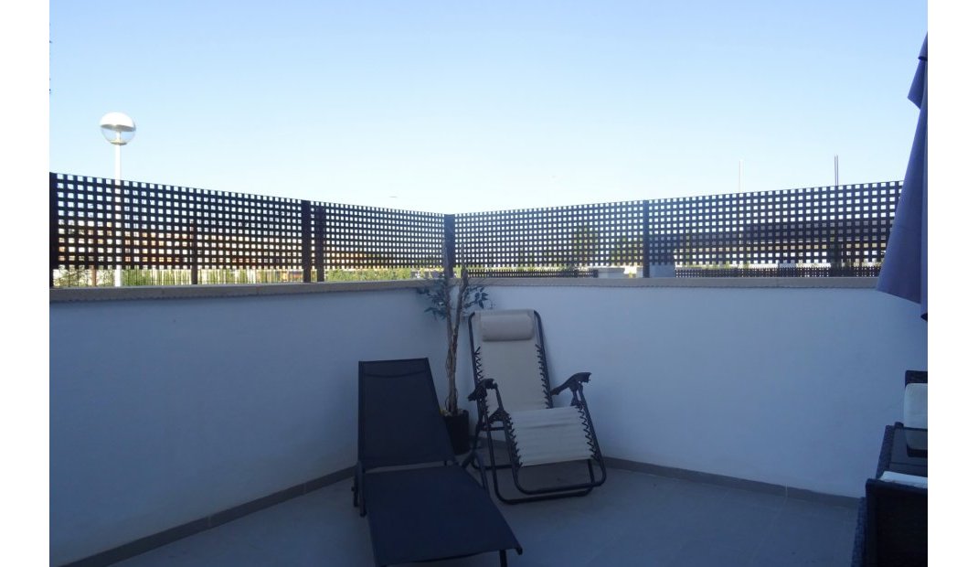 Reventa - Adosado -
Torrevieja - Los Balcones