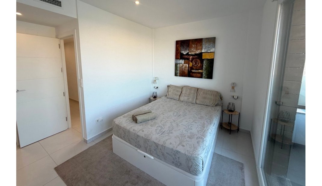 Reventa - Adosado -
Torrevieja - Los Balcones