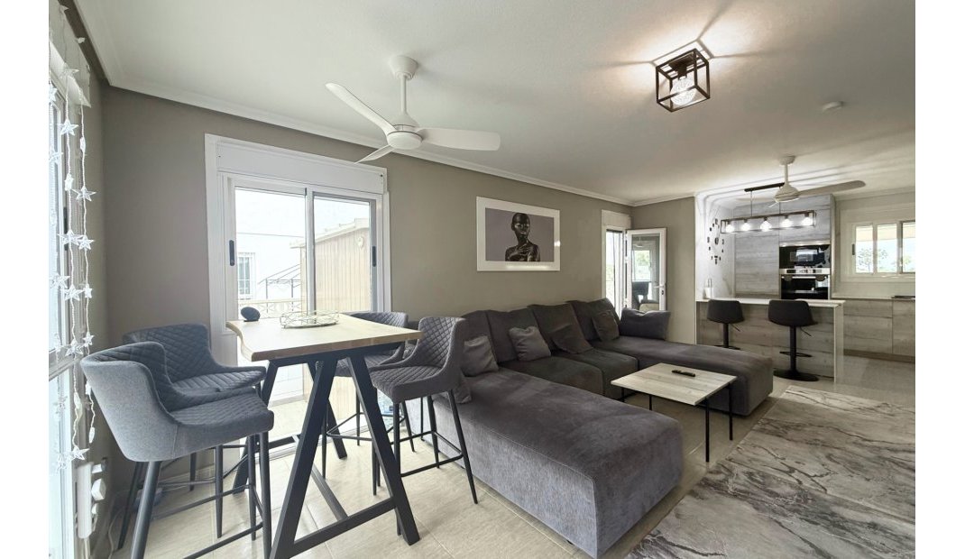 Resale - Villa / Semi semi-detached -
Torre Pacheco - Sierra Golf - Balsicas