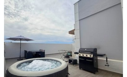 Resale - Villa / Semi semi-detached -
Torre Pacheco - Sierra Golf - Balsicas