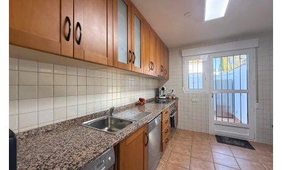 Endursala - Einbýlishús -
Alhama