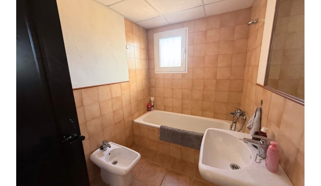 Endursala - Einbýlishús -
Alhama