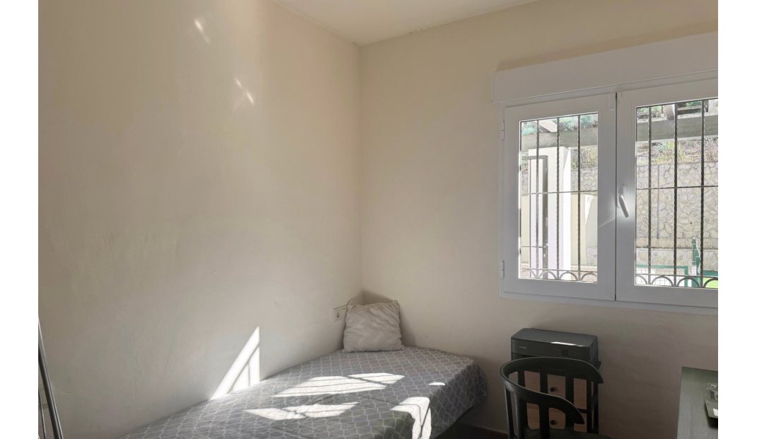 Endursala - Einbýlishús -
Alhama