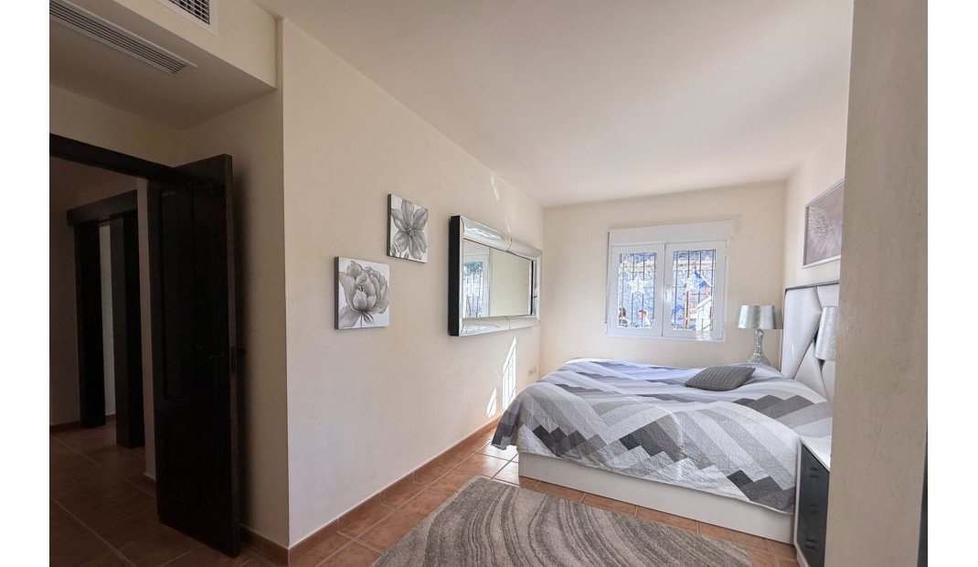 Endursala - Einbýlishús -
Alhama