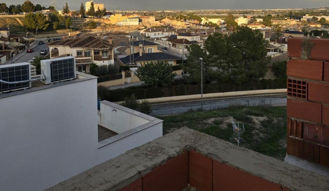 New Build - town house -
Bigastro - pueblo