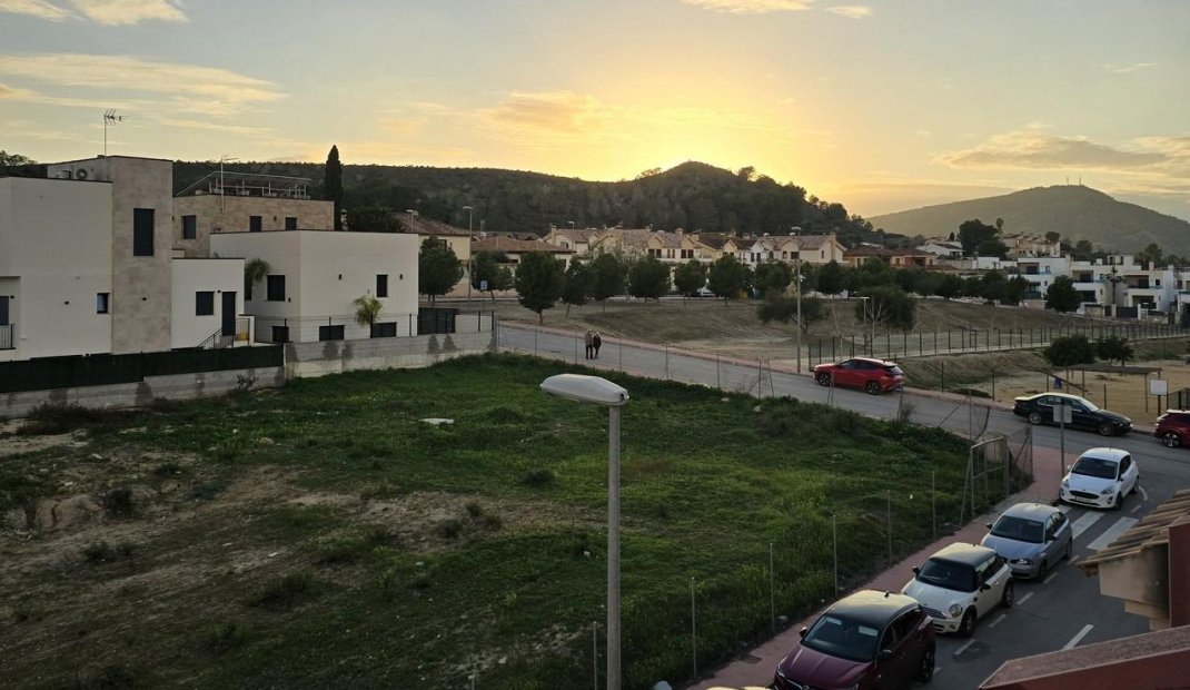 New Build - town house -
Bigastro - pueblo