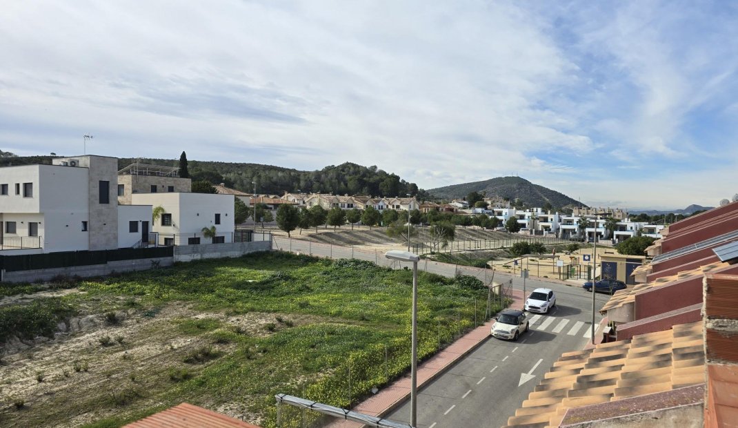 New Build - town house -
Bigastro - pueblo