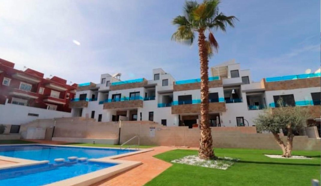 New Build - town house -
Bigastro - pueblo