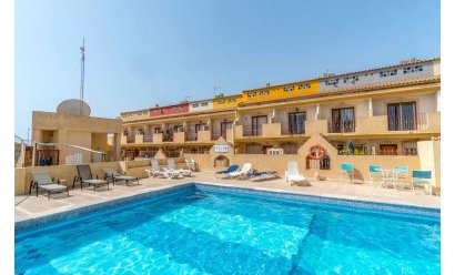 Endursala - Tvíbýlishúsi  -
Playa Flamenca