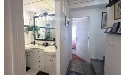 Endursala - Tvíbýlishúsi  -
Playa Flamenca