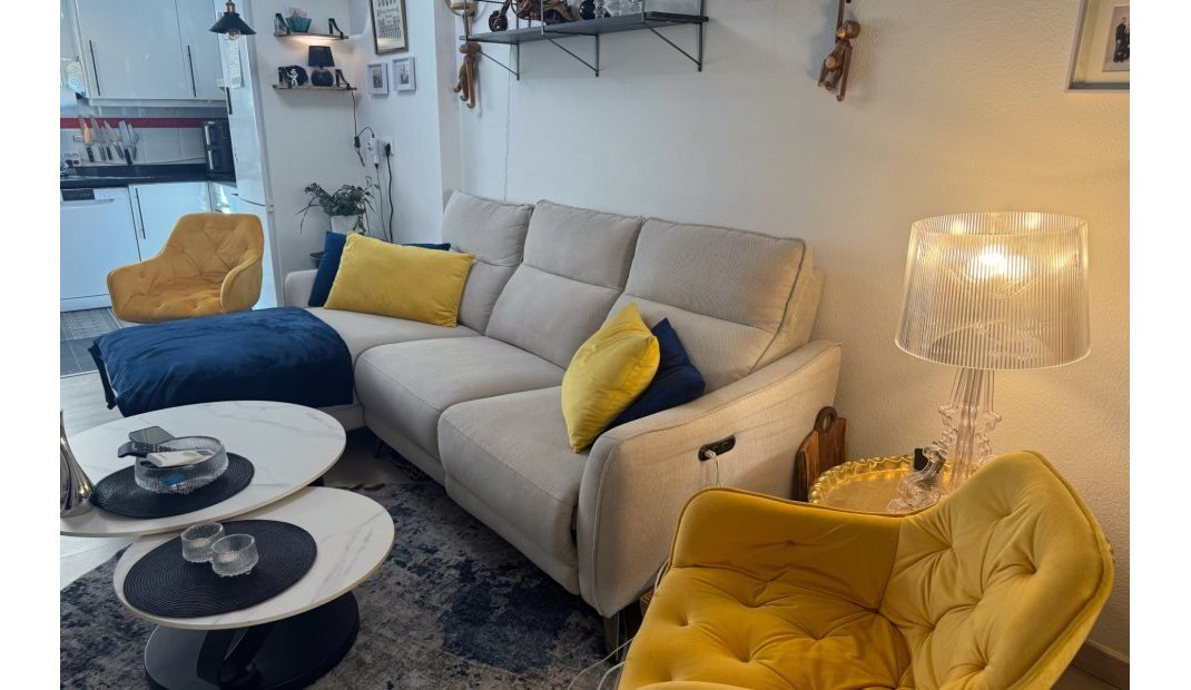 Endursala - Tvíbýlishúsi  -
Playa Flamenca