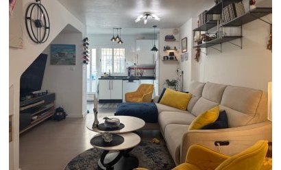 Endursala - Tvíbýlishúsi  -
Playa Flamenca