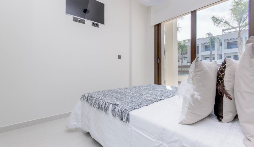 Nýbygging - Sérhæð -
Torrevieja - Los Balcones