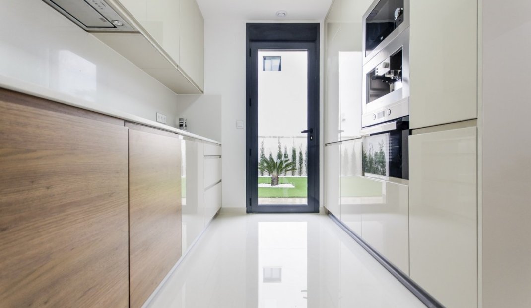 Nýbygging - Einbýlishús -
San Miguel de Salinas - Cerro Del Sol