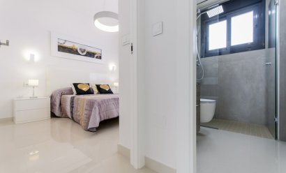 Nýbygging - Einbýlishús -
San Miguel de Salinas - Cerro Del Sol