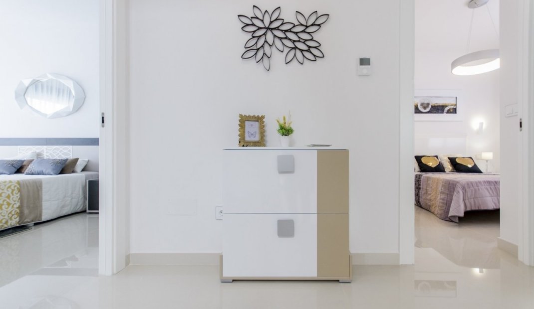 Nýbygging - Einbýlishús -
San Miguel de Salinas - Cerro Del Sol