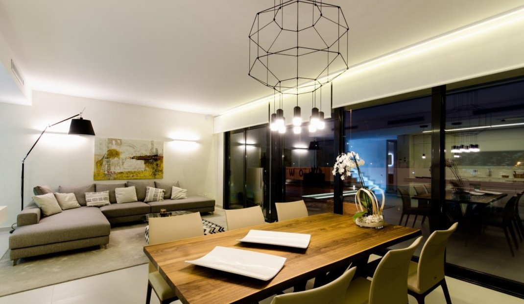 Nýbygging - Einbýlishús -
Orihuela Costa - Campoamor