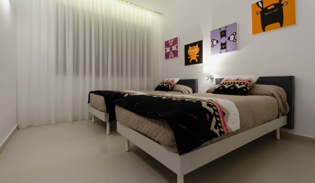 Nýbygging - Einbýlishús -
Orihuela Costa - Campoamor