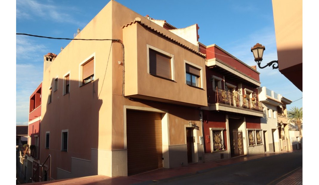 Endursala - Semi Detached Villa -
San Miguel de Salinas