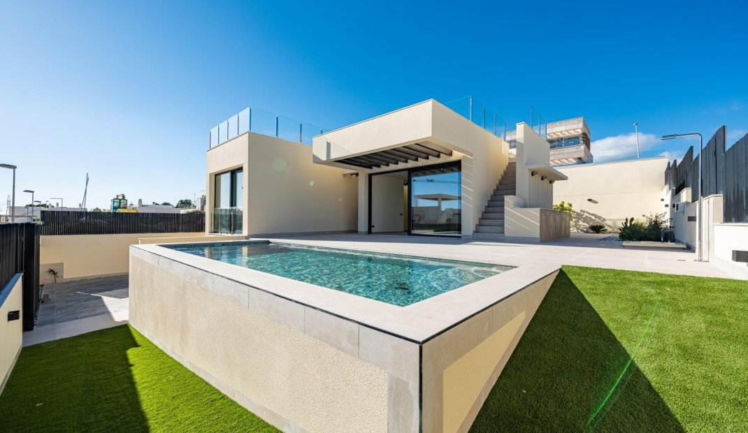 Nýbygging - Einbýlishús -
Polop - La Alberca