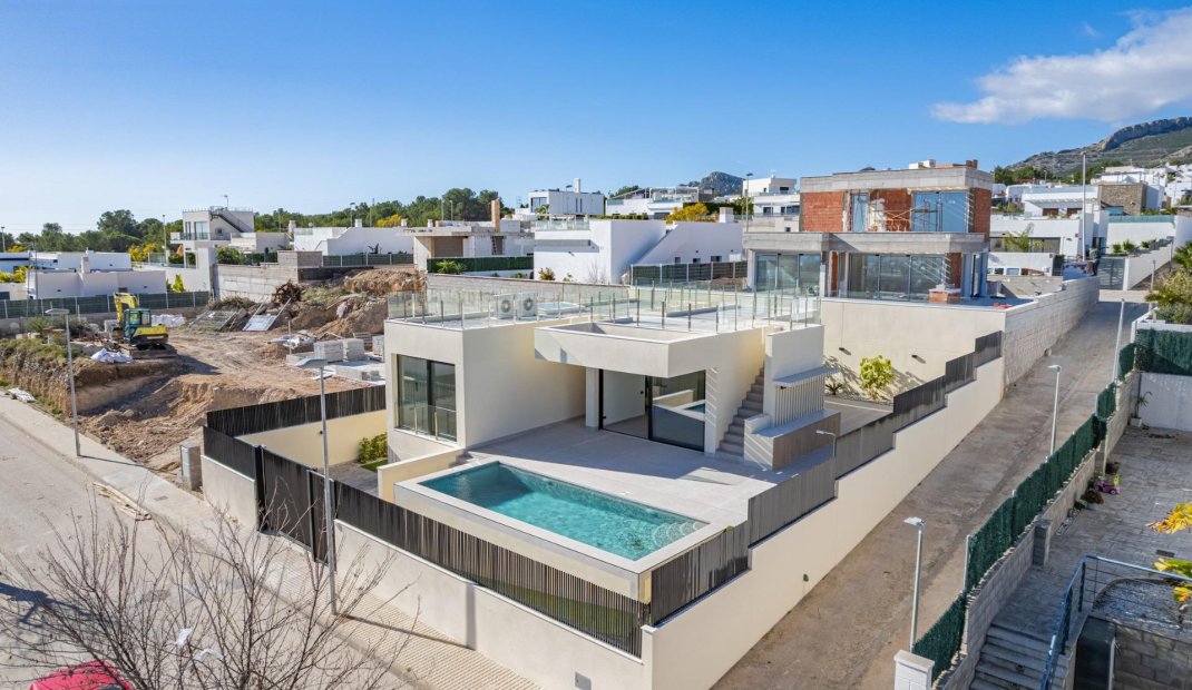 Nýbygging - Einbýlishús -
Polop - La Alberca