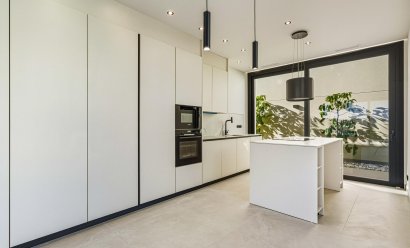 Nýbygging - Einbýlishús -
Polop - La Alberca