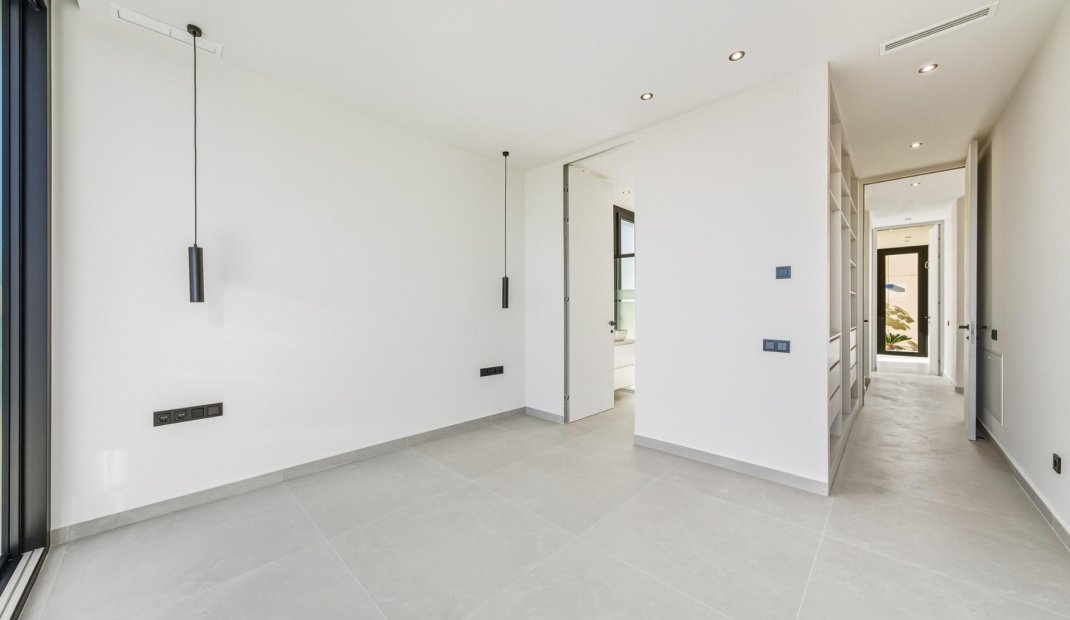 Nýbygging - Einbýlishús -
Polop - La Alberca