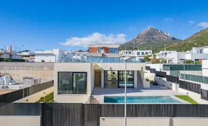 Nýbygging - Einbýlishús -
Polop - La Alberca