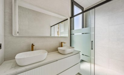 Nýbygging - Einbýlishús -
Polop - La Alberca