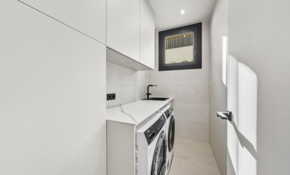 Nýbygging - Einbýlishús -
Polop - La Alberca