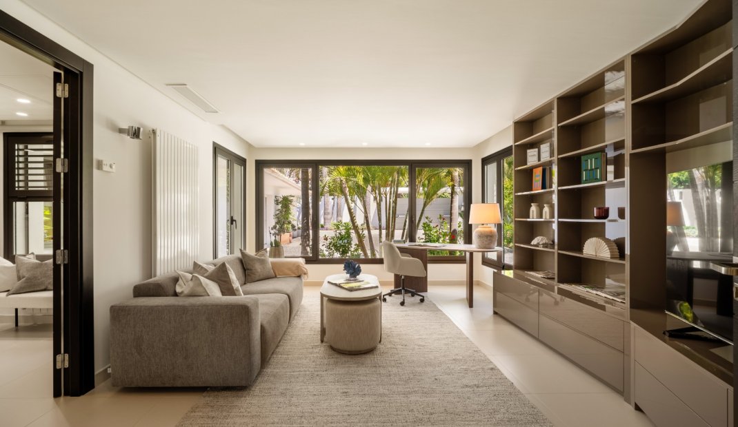 Obra nueva - Villa -
Marbella