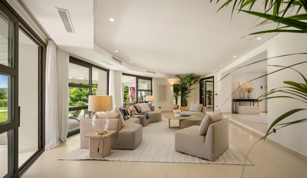 Obra nueva - Villa -
Marbella