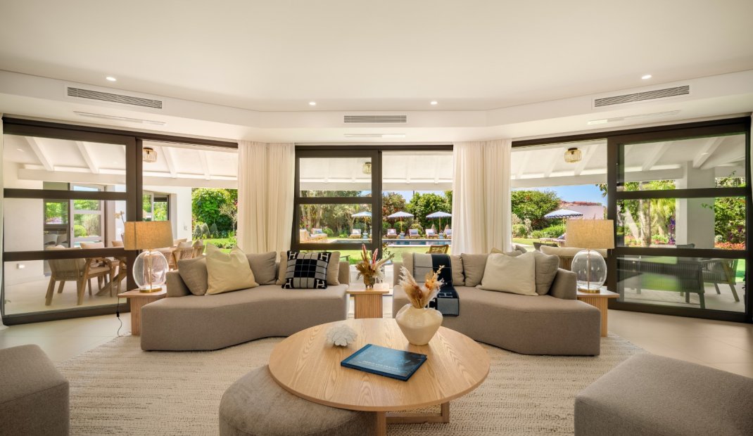 Obra nueva - Villa -
Marbella