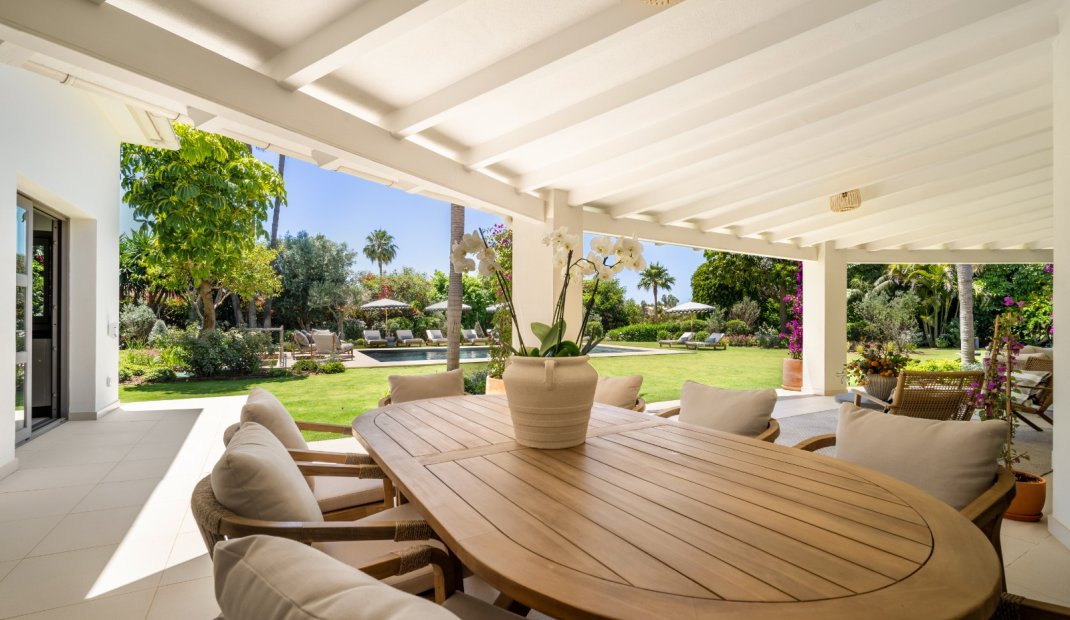 Obra nueva - Villa -
Marbella