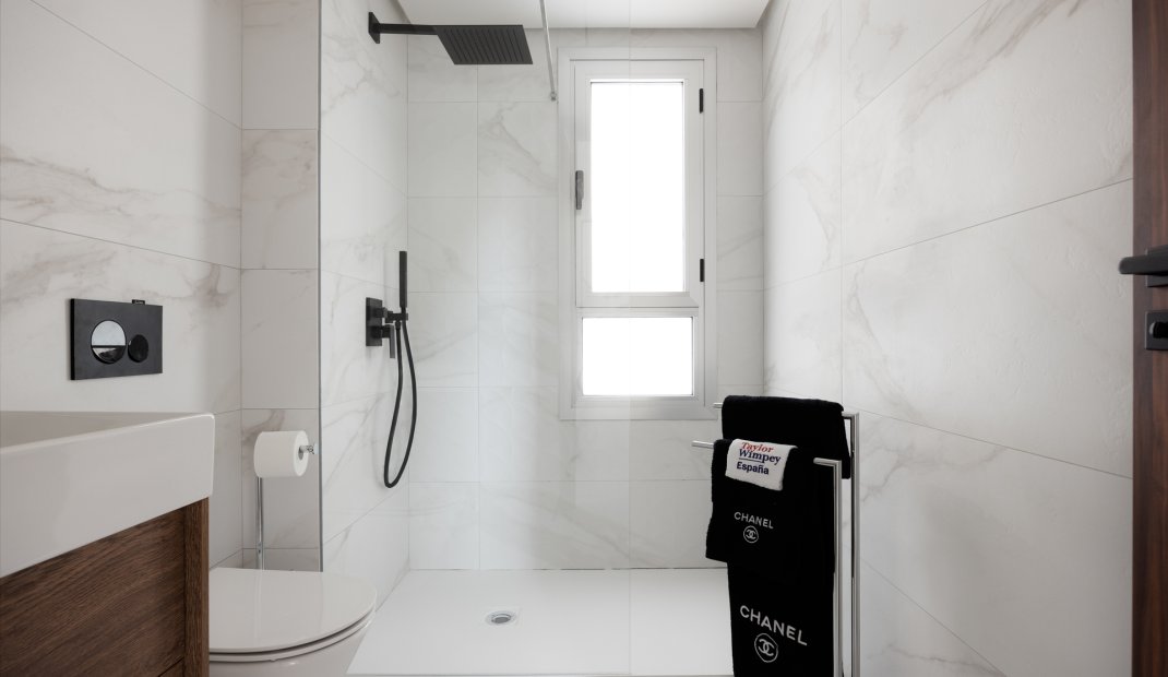 Obra nueva - Ático -
Marbella