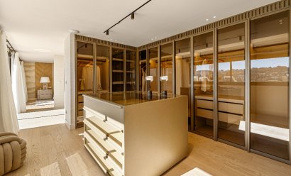 Obra nueva - Villa -
Marbella