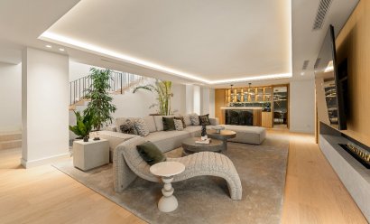 Obra nueva - Villa -
Marbella