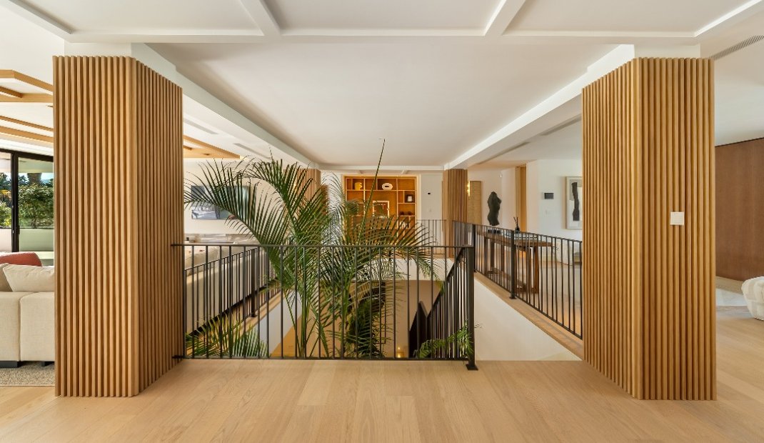 Obra nueva - Villa -
Marbella